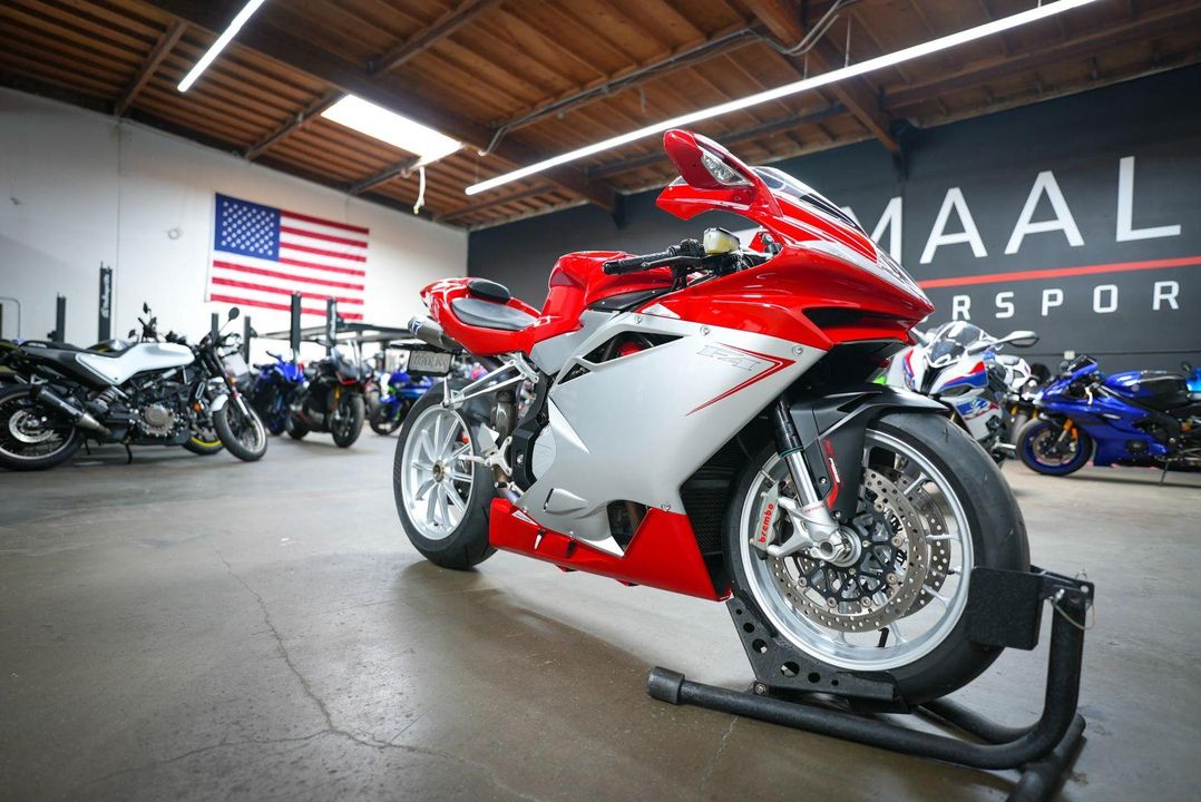 2015 MV Agusta F4