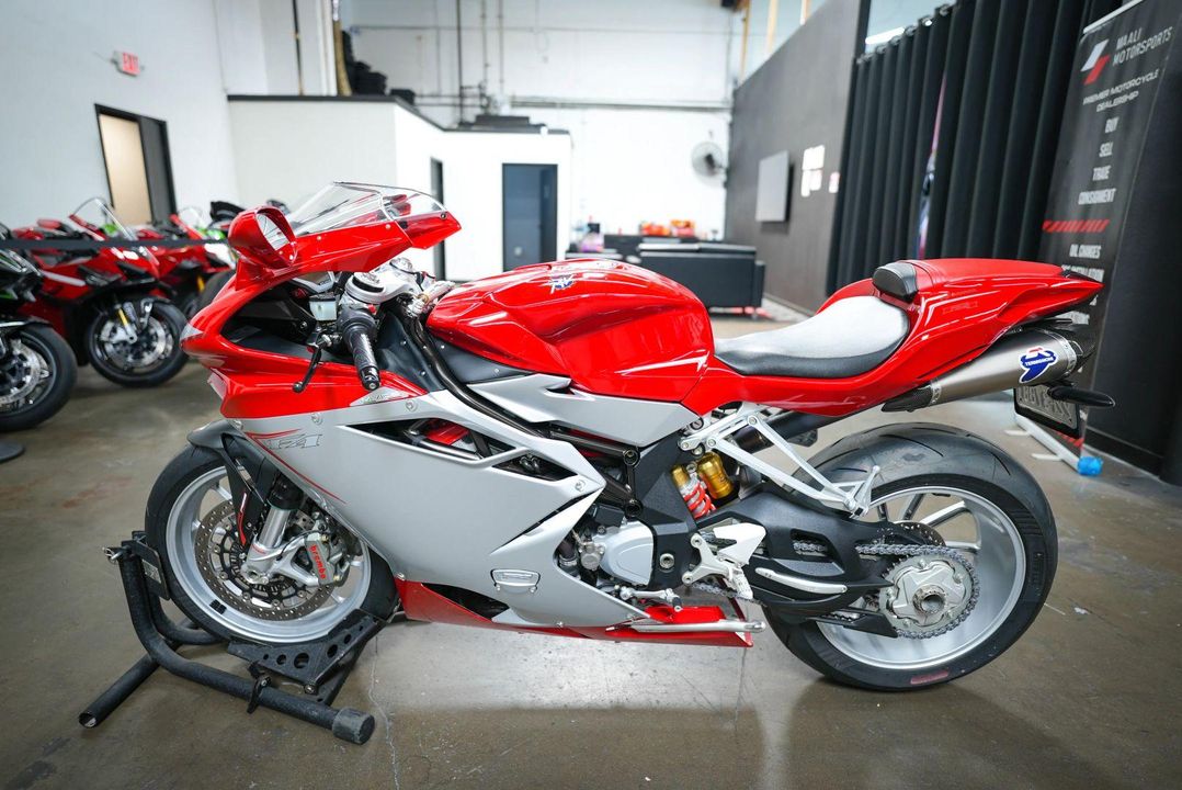2015 MV Agusta F4