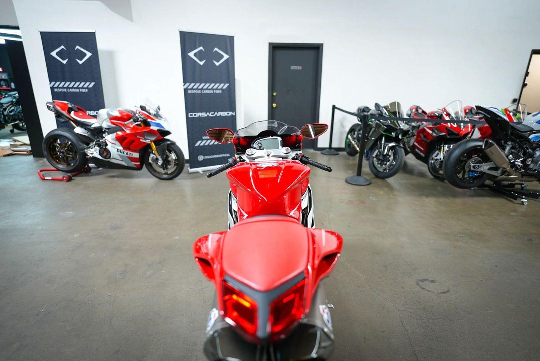 2015 MV Agusta F4