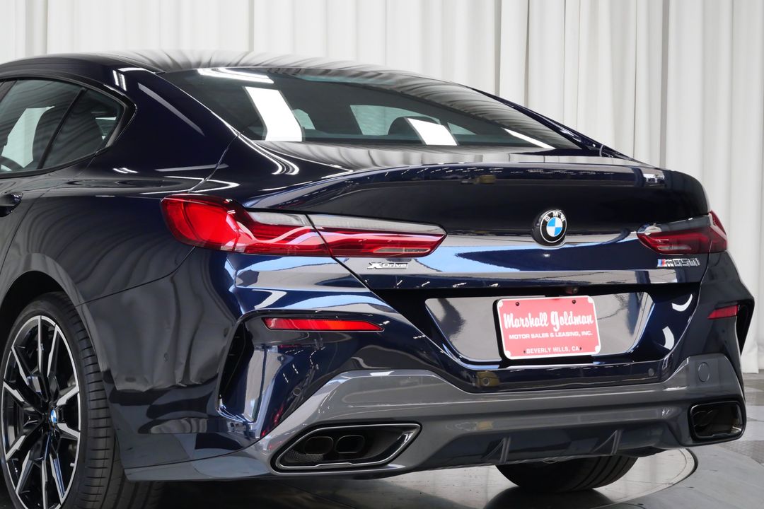 2023 BMW M850i