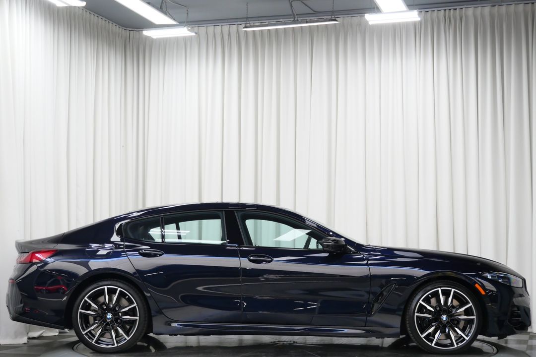 2023 BMW M850i