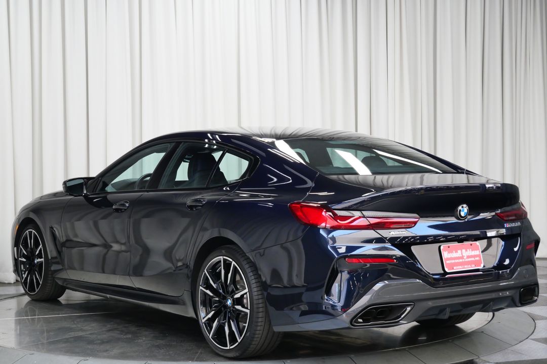 2023 BMW M850i