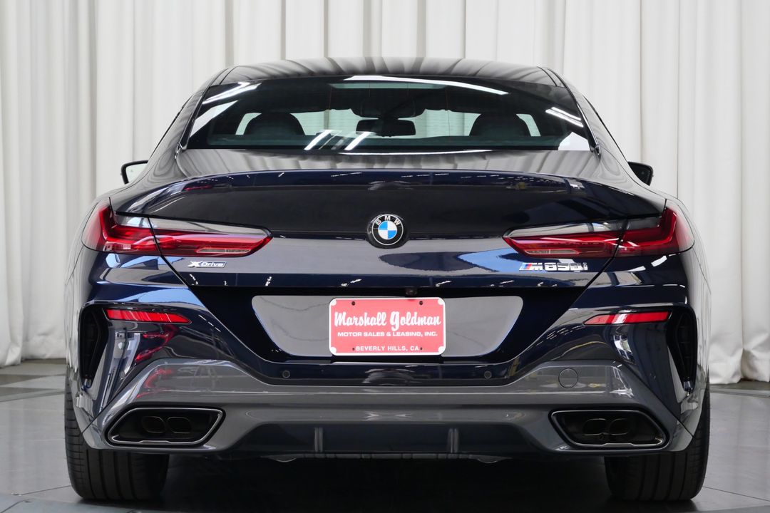 2023 BMW M850i