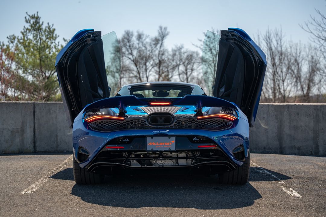 2025 McLaren 750S Spider