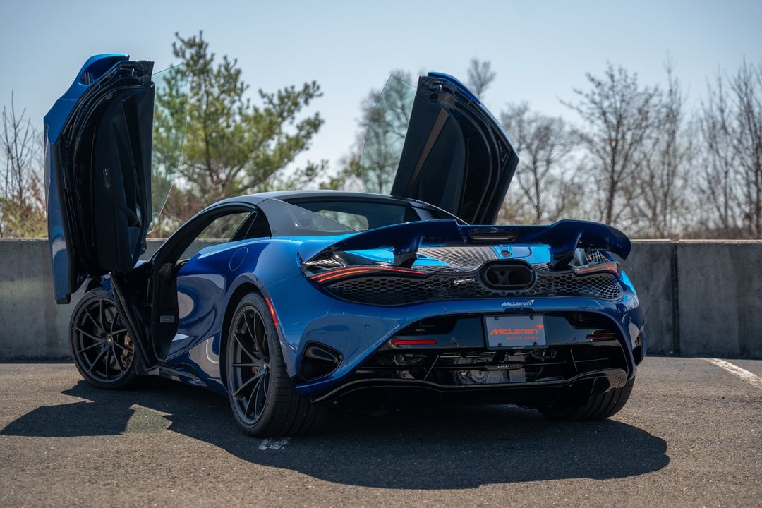 2025 McLaren 750S Spider