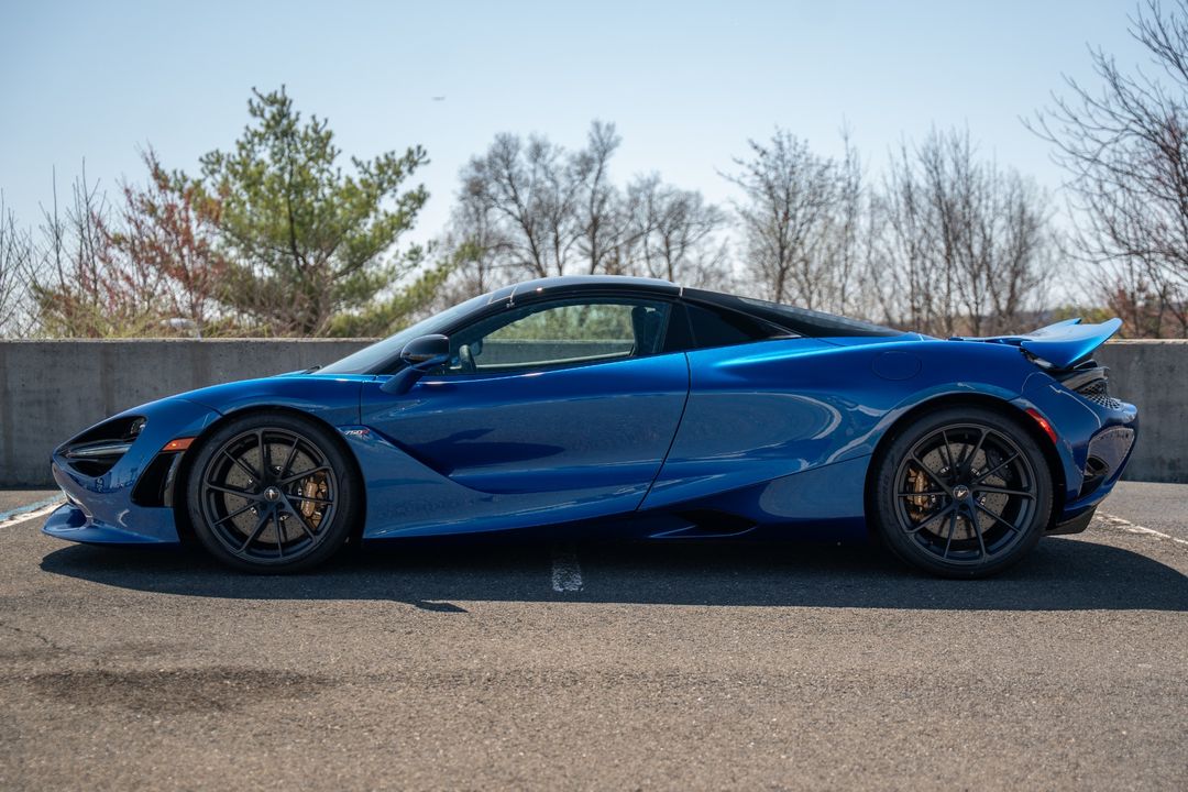 2025 McLaren 750S Spider