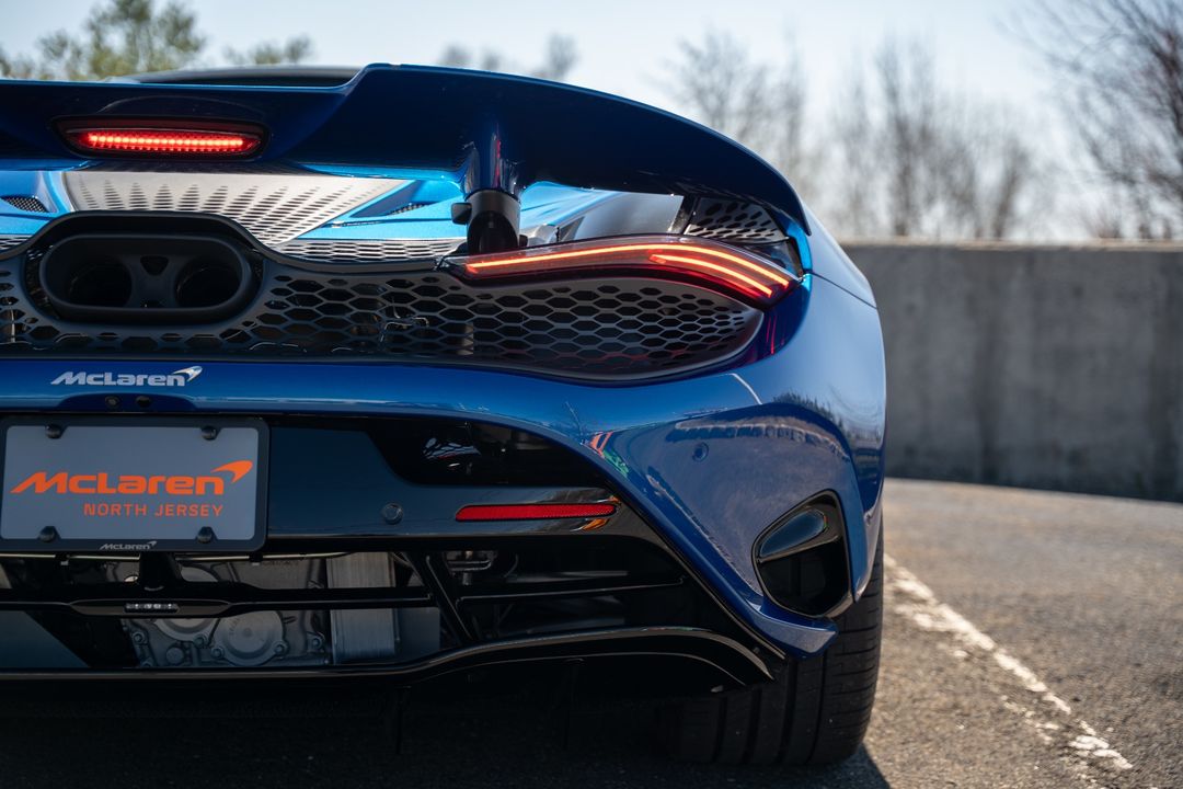 2025 McLaren 750S Spider