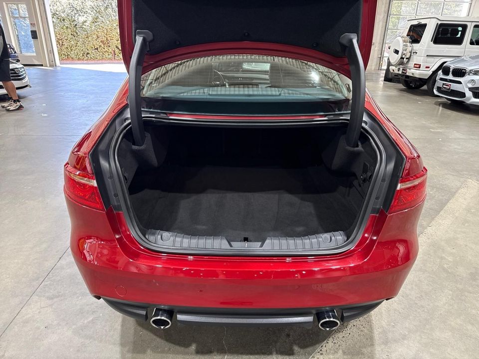 2016 Jaguar XF