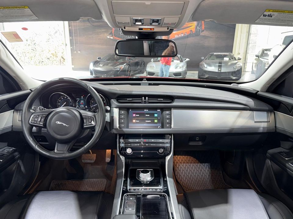 2016 Jaguar XF