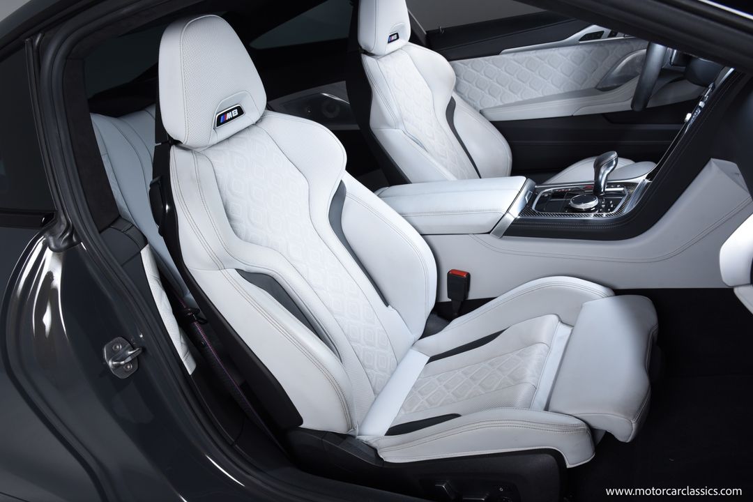 2020 BMW M8