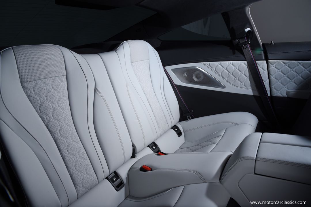 2020 BMW M8