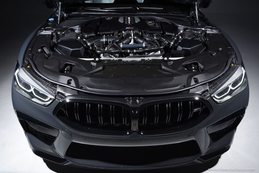 2020 BMW M8