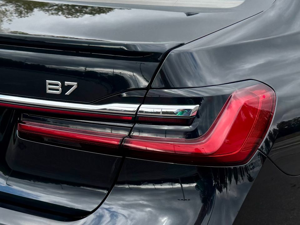 2021 BMW ALPINA B7