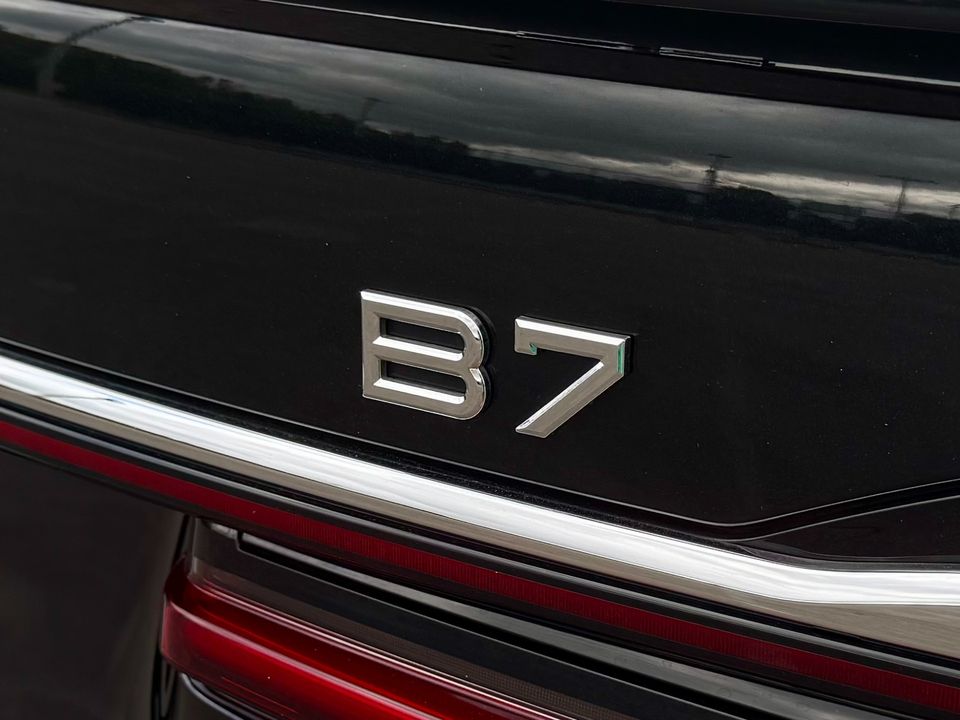 2021 BMW ALPINA B7
