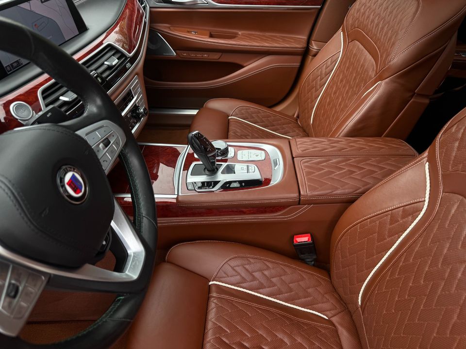 2021 BMW ALPINA B7