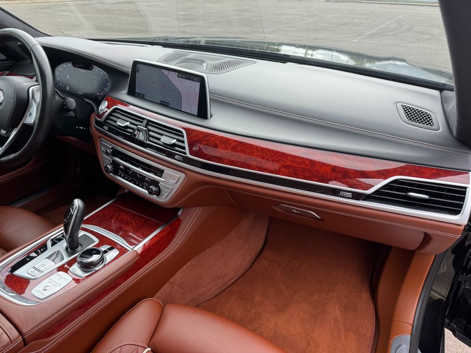 2021 BMW ALPINA B7
