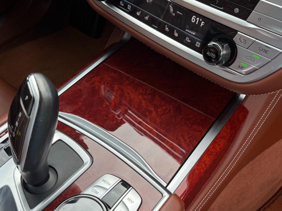 2021 BMW ALPINA B7