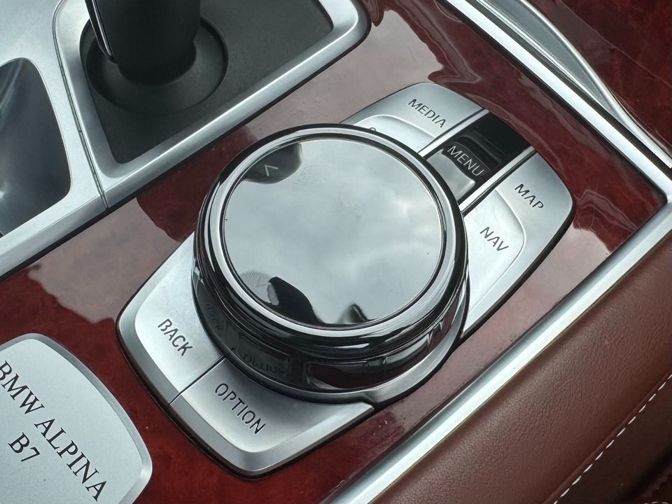 2021 BMW ALPINA B7