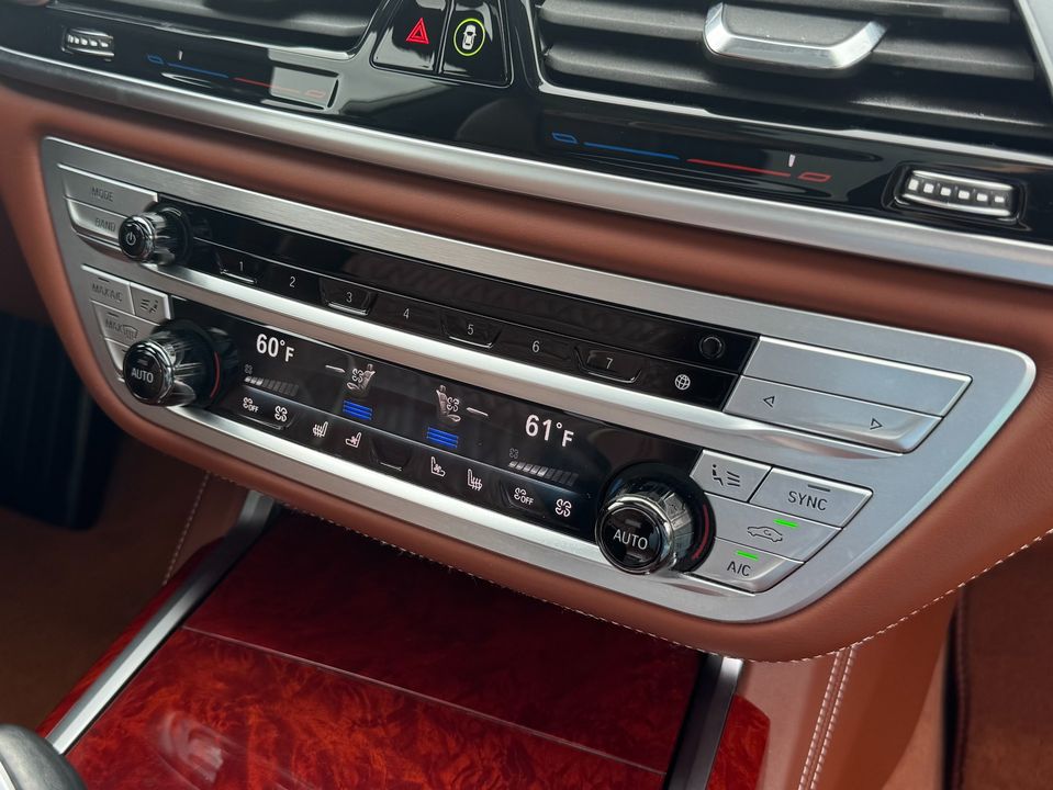 2021 BMW ALPINA B7