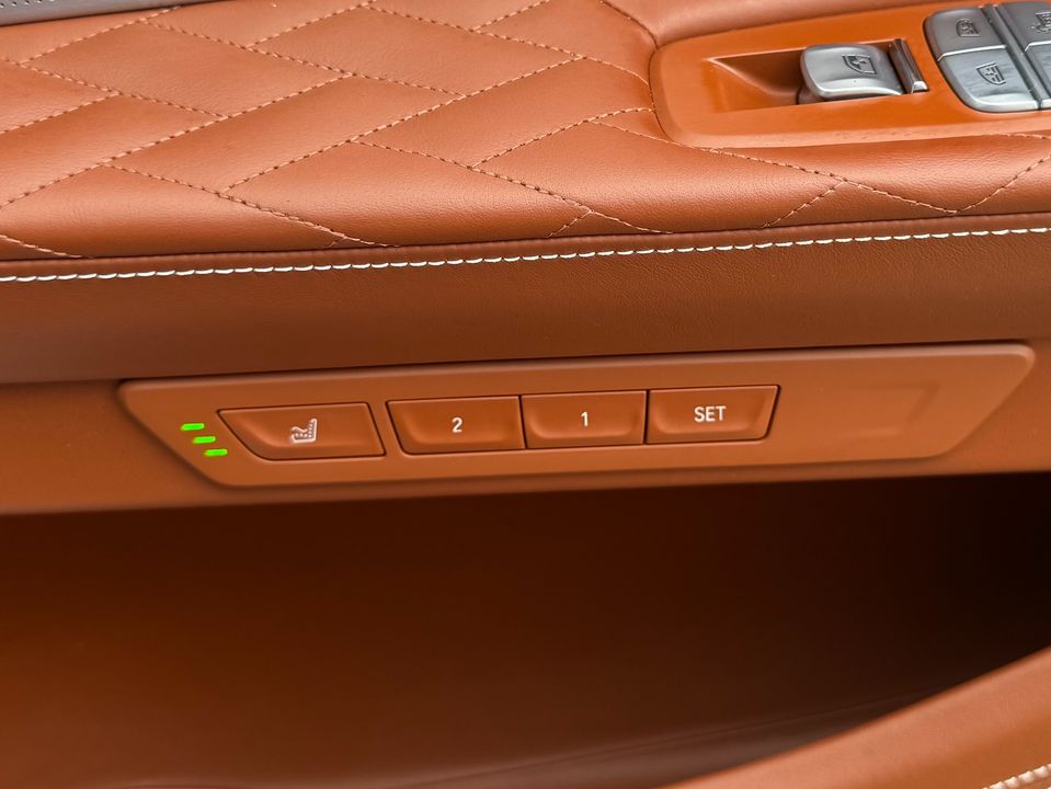 2021 BMW ALPINA B7