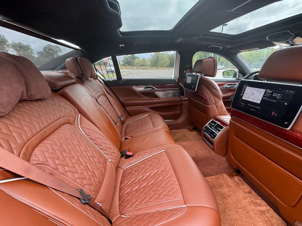 2021 BMW ALPINA B7
