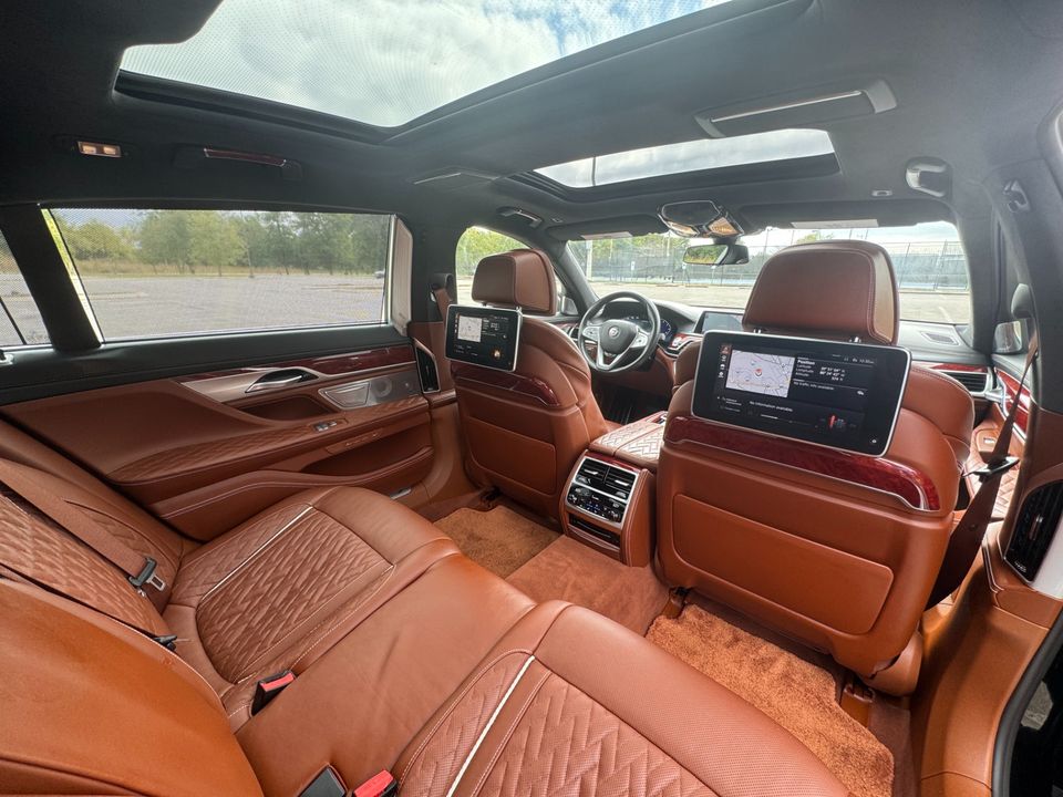 2021 BMW ALPINA B7