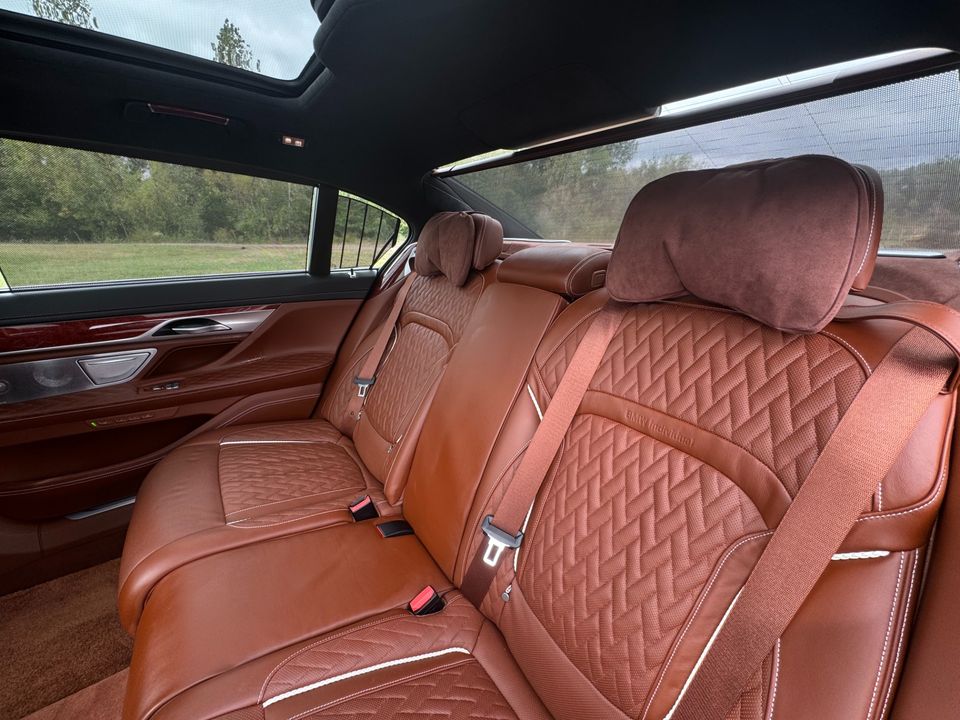 2021 BMW ALPINA B7