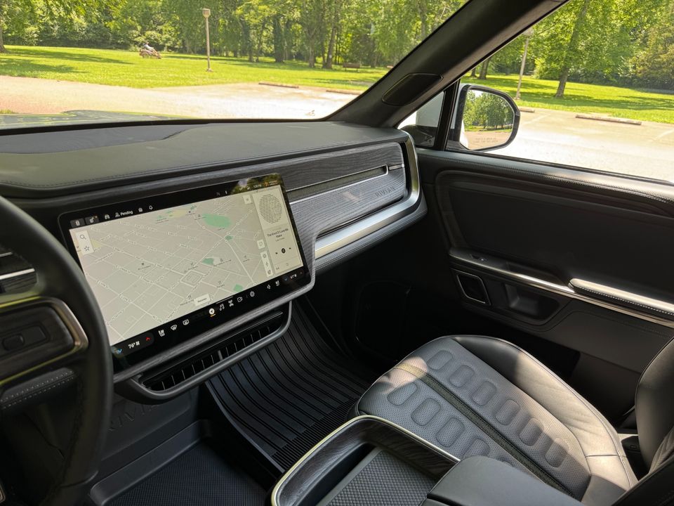 2023 Rivian R1T