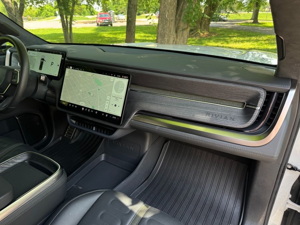 2023 Rivian R1T