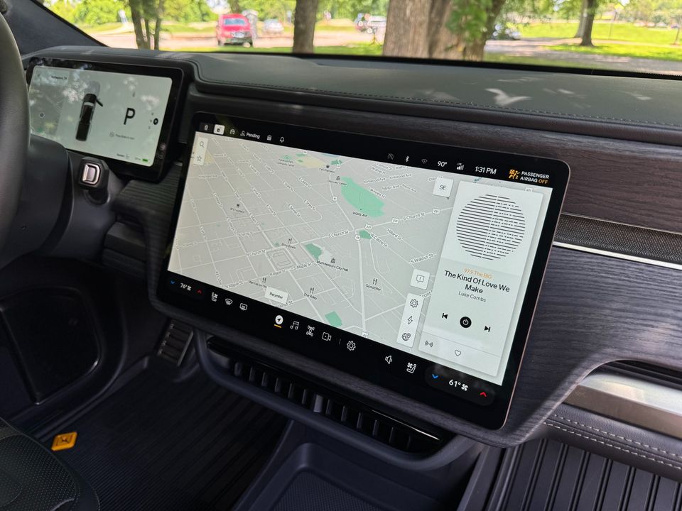 2023 Rivian R1T