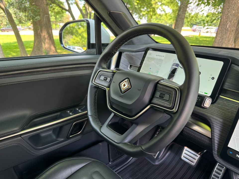 2023 Rivian R1T