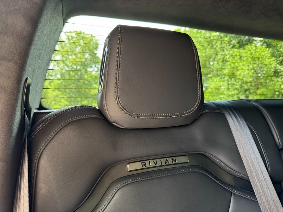 2023 Rivian R1T