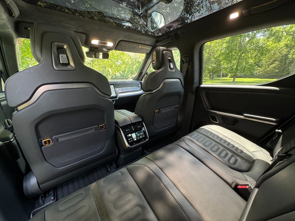 2023 Rivian R1T