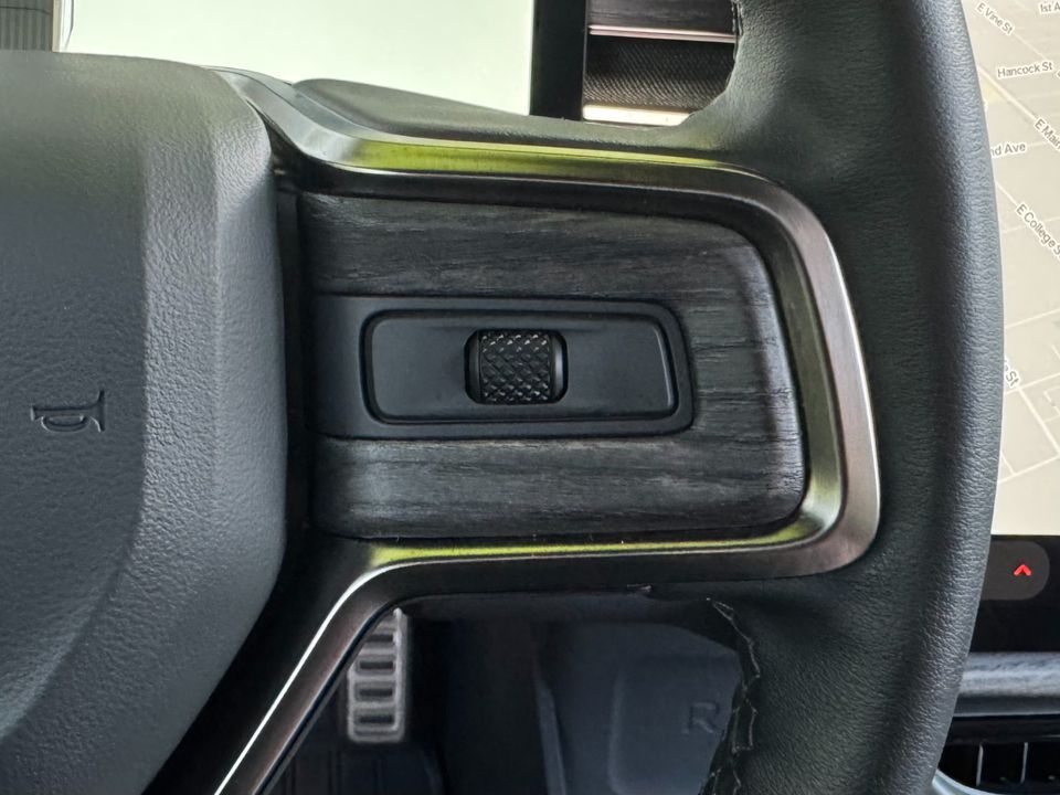 2023 Rivian R1T