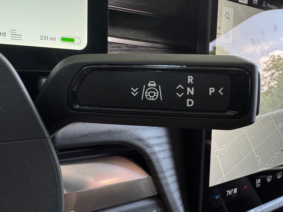 2023 Rivian R1T