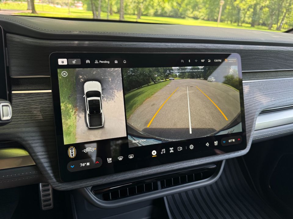 2023 Rivian R1T