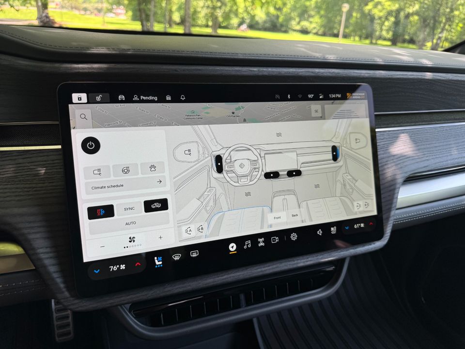 2023 Rivian R1T