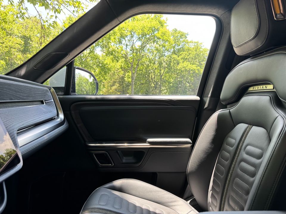 2023 Rivian R1T