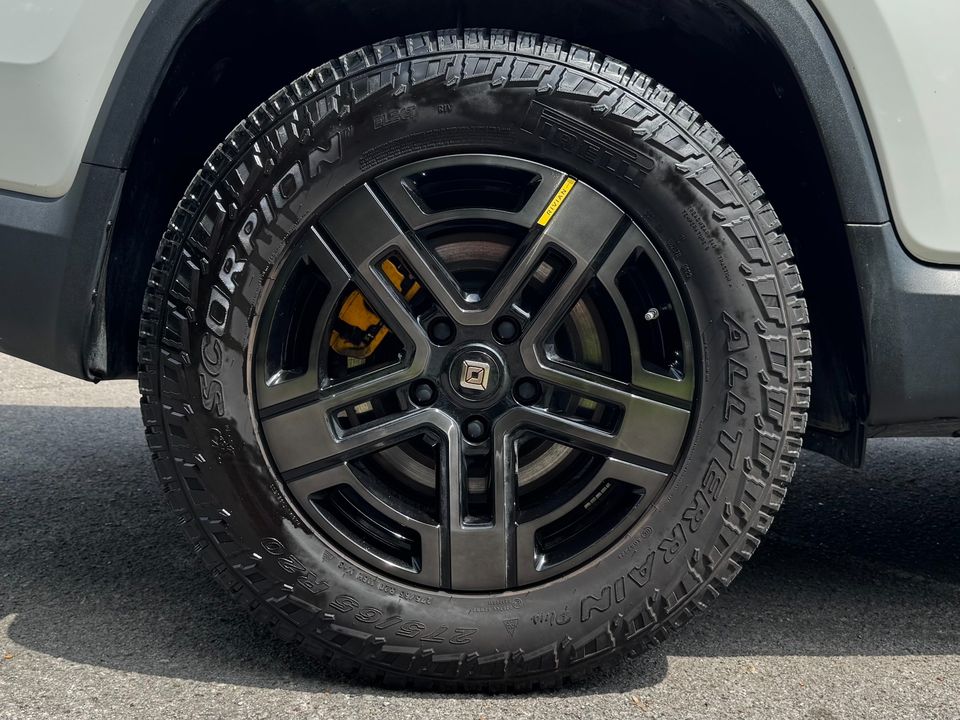 2023 Rivian R1T