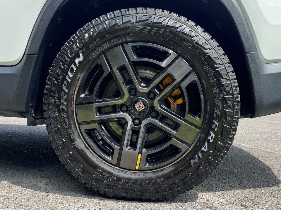 2023 Rivian R1T