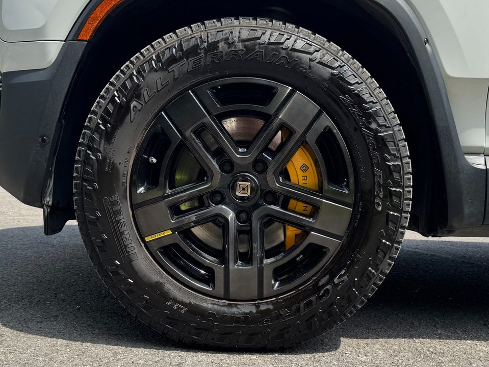 2023 Rivian R1T