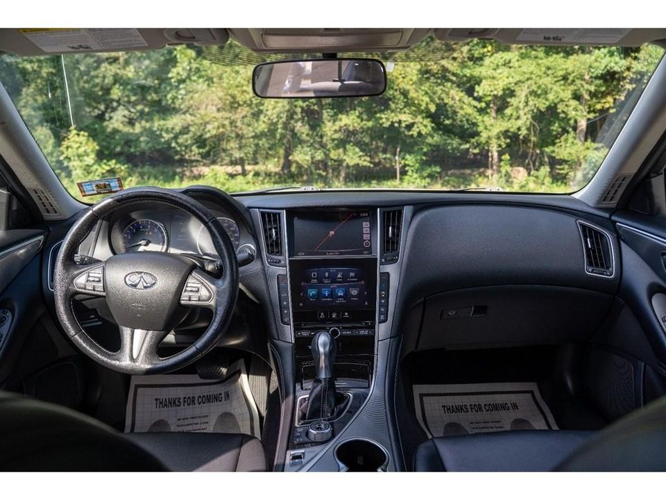 2015 Infiniti Q50
