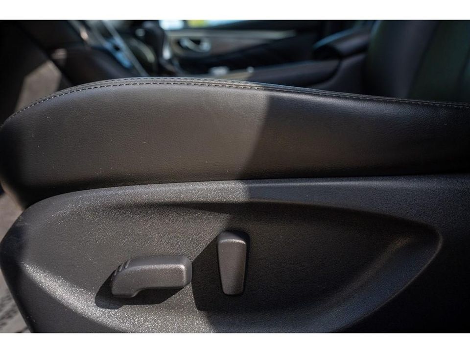 2015 Infiniti Q50
