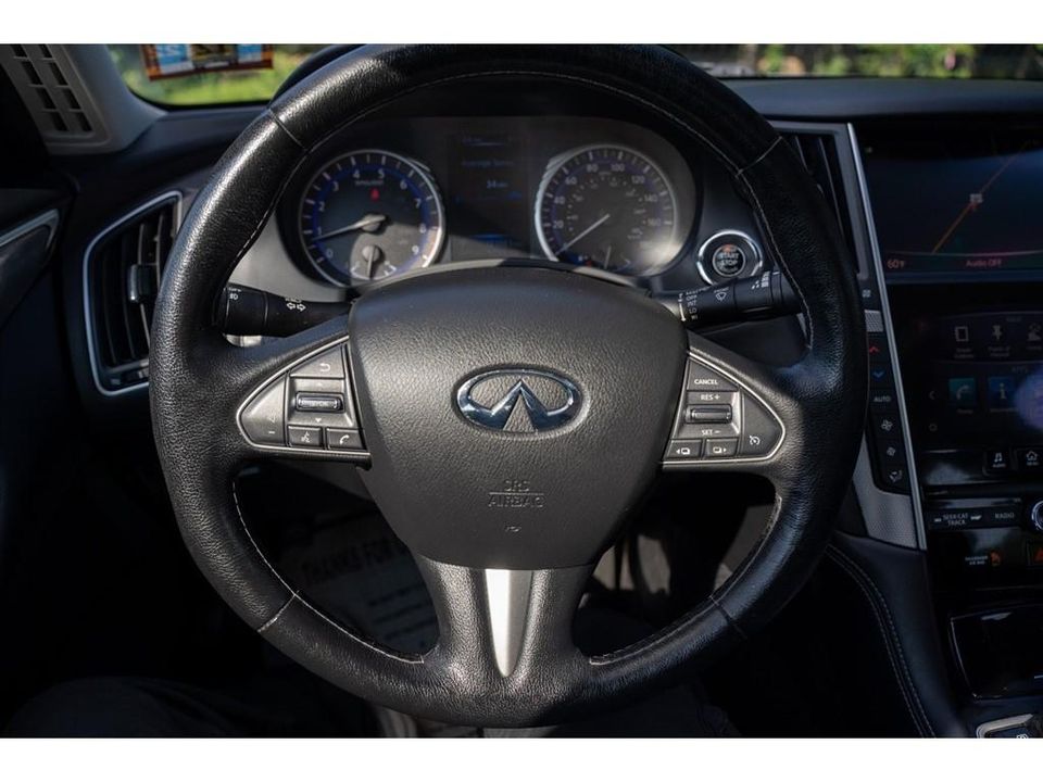 2015 Infiniti Q50
