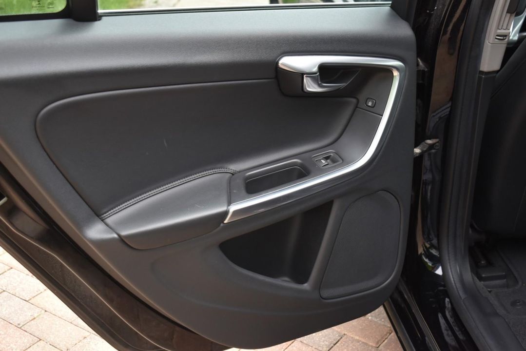 2016 Volvo V60