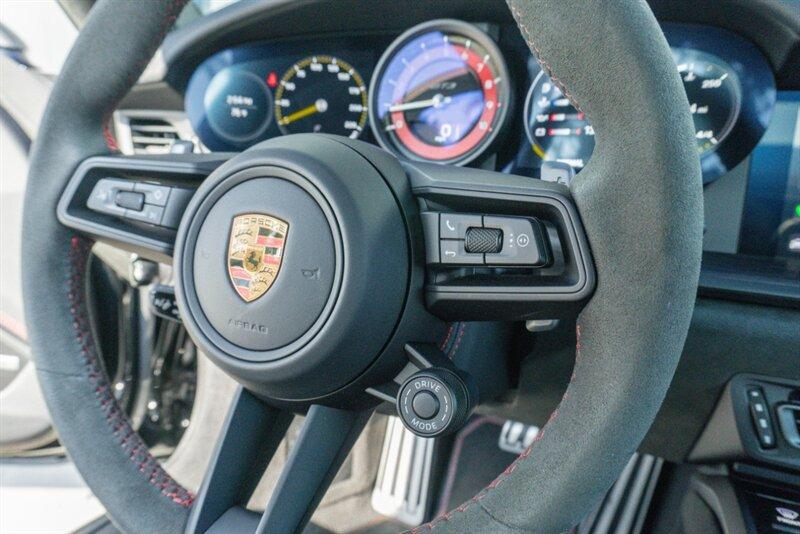 2022 Porsche 911
