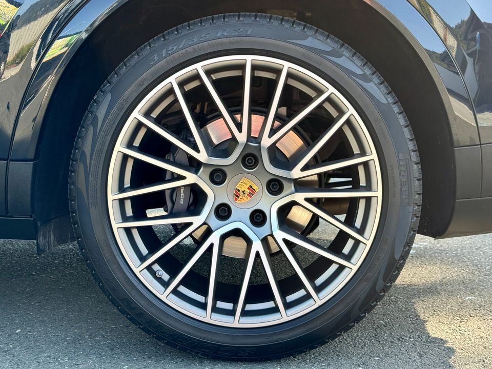 2022 Porsche Cayenne