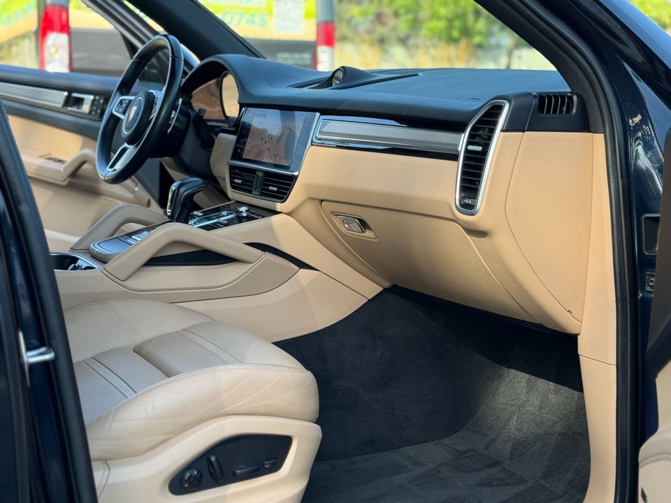 2022 Porsche Cayenne