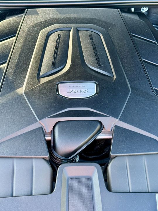 2022 Porsche Cayenne