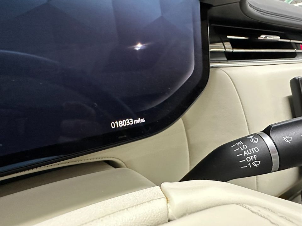 2023 Land Rover Range Rover SE SWB